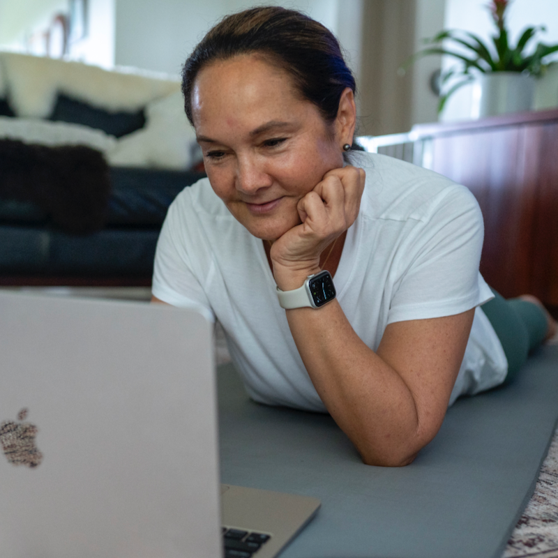 Yoga Teacher Training online 2026